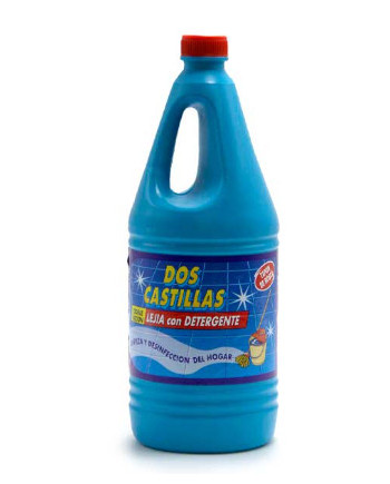 LEJÍA CON DETERGENTE DOS CASTILLAS BOTELLA DE 2 LITROS